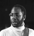https://upload.wikimedia.org/wikipedia/commons/thumb/9/9f/Curtis_Mayfield.png/120px-Curtis_Mayfield.png